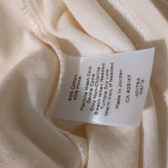 NWT TALBOTS turtleneck size L color cream - Picture 10 of 10